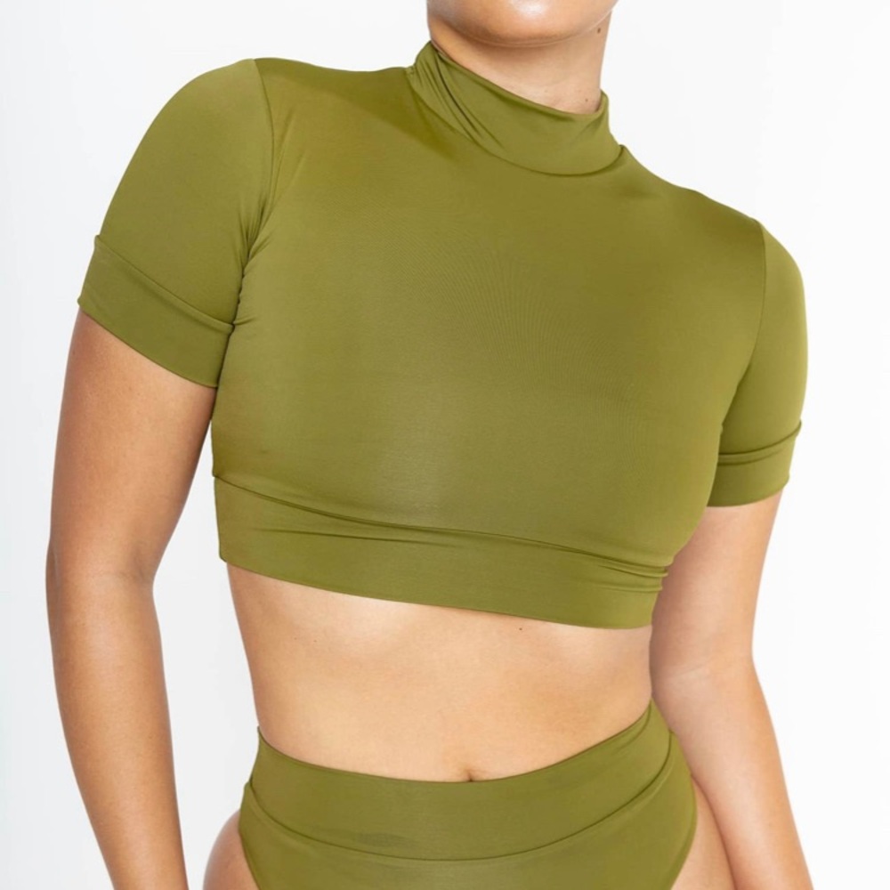 Roxanne Crop - Moss